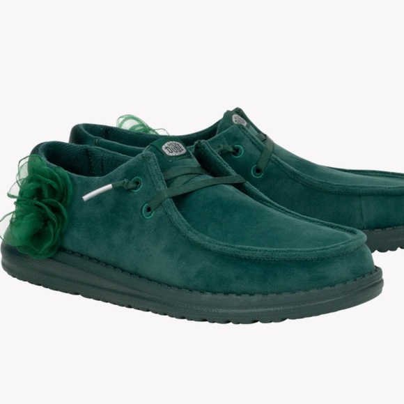 Hey Dude 2024 - Picture 5 of 5